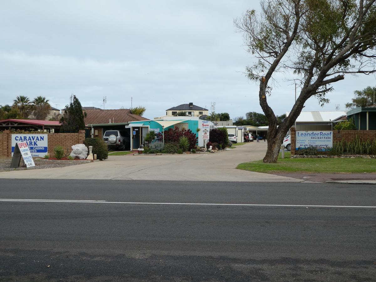 Leander Reef Holiday Park Port Denison エクステリア 写真